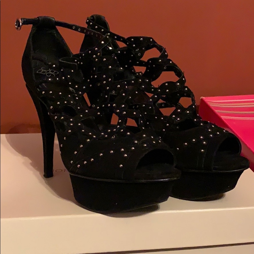 Black suede sandals